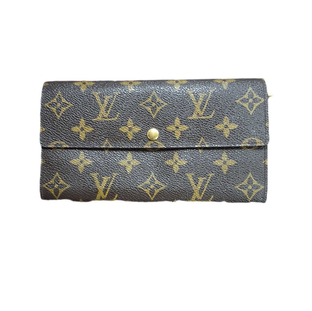 Louis Vuitton Sarah wallet/momogram canvas