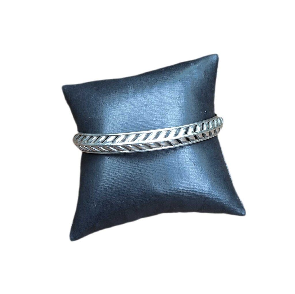 Slane wheat bangle