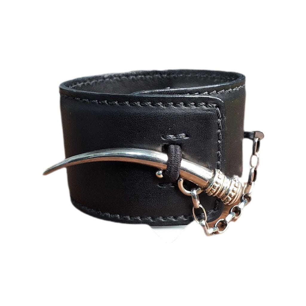 John Hardy wide leather cuff/horn clasp