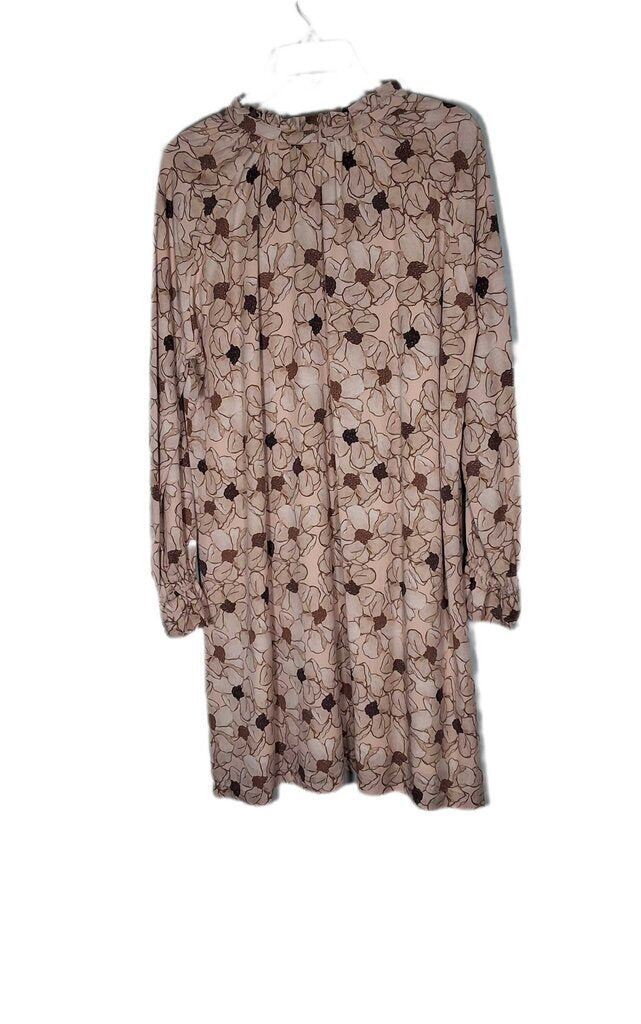 Brooke Wright long sleeve dress/flowers