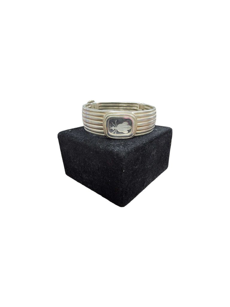 Slane column wide bangle/etched bee