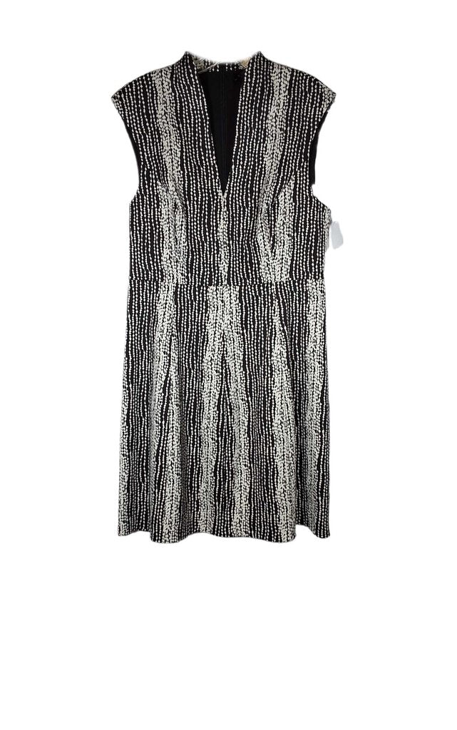 Halston sleeveless cocktail dress w/abstract dots