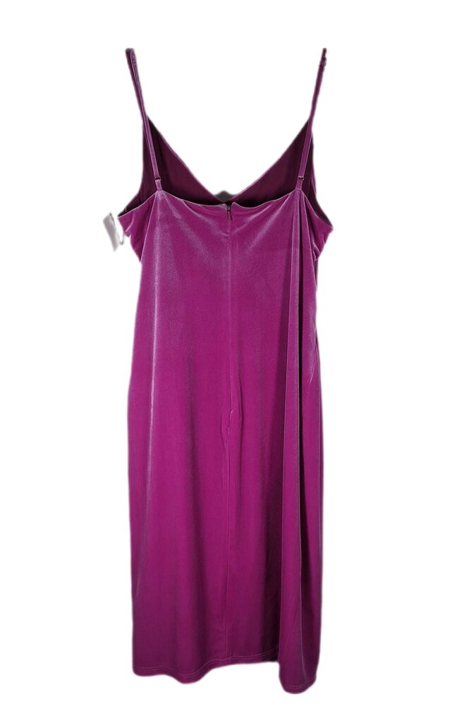 DES/Black Halo sleeveless cocktail dress/velvet