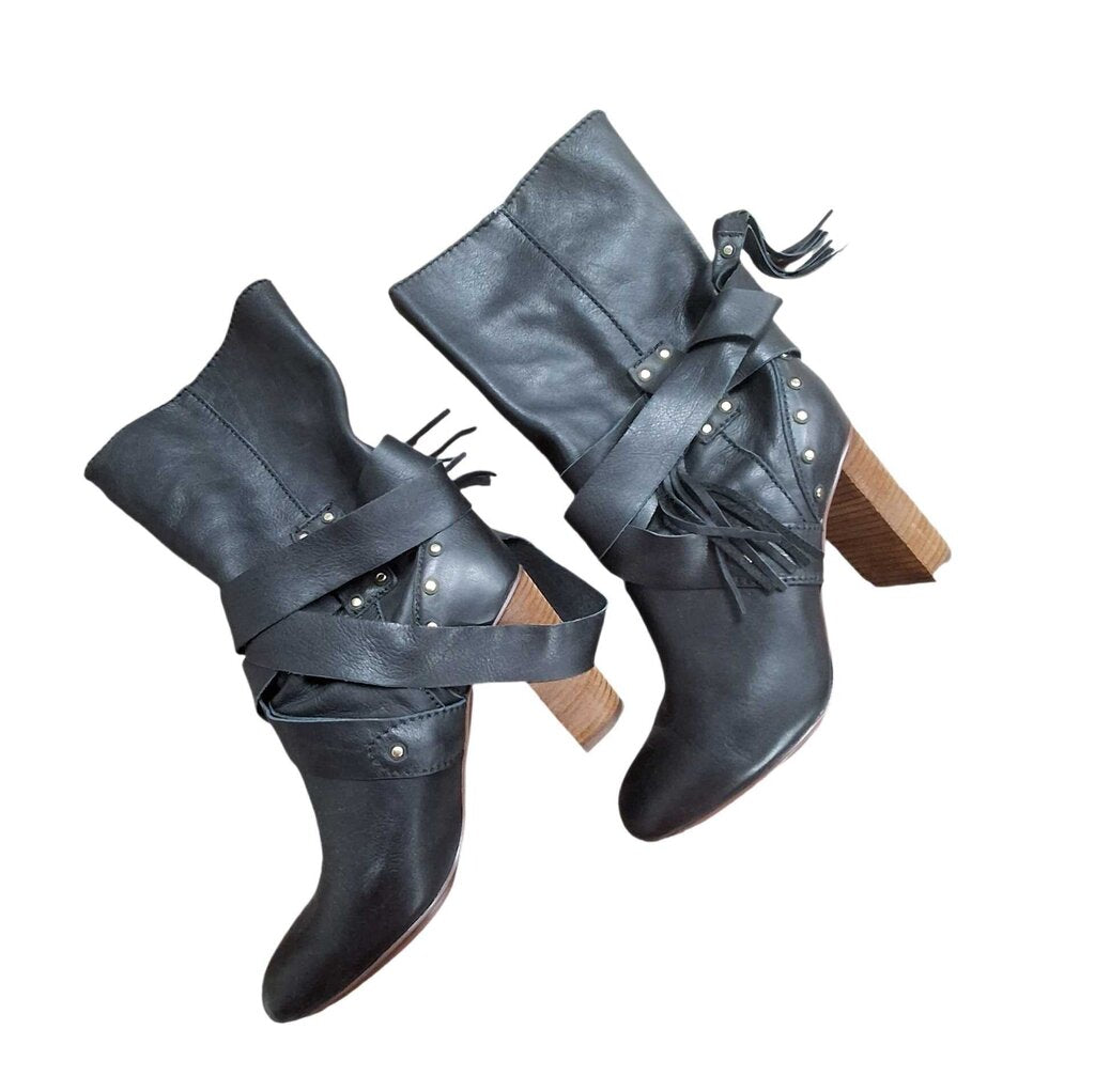 See by Chloe boot/wrap around tassel
