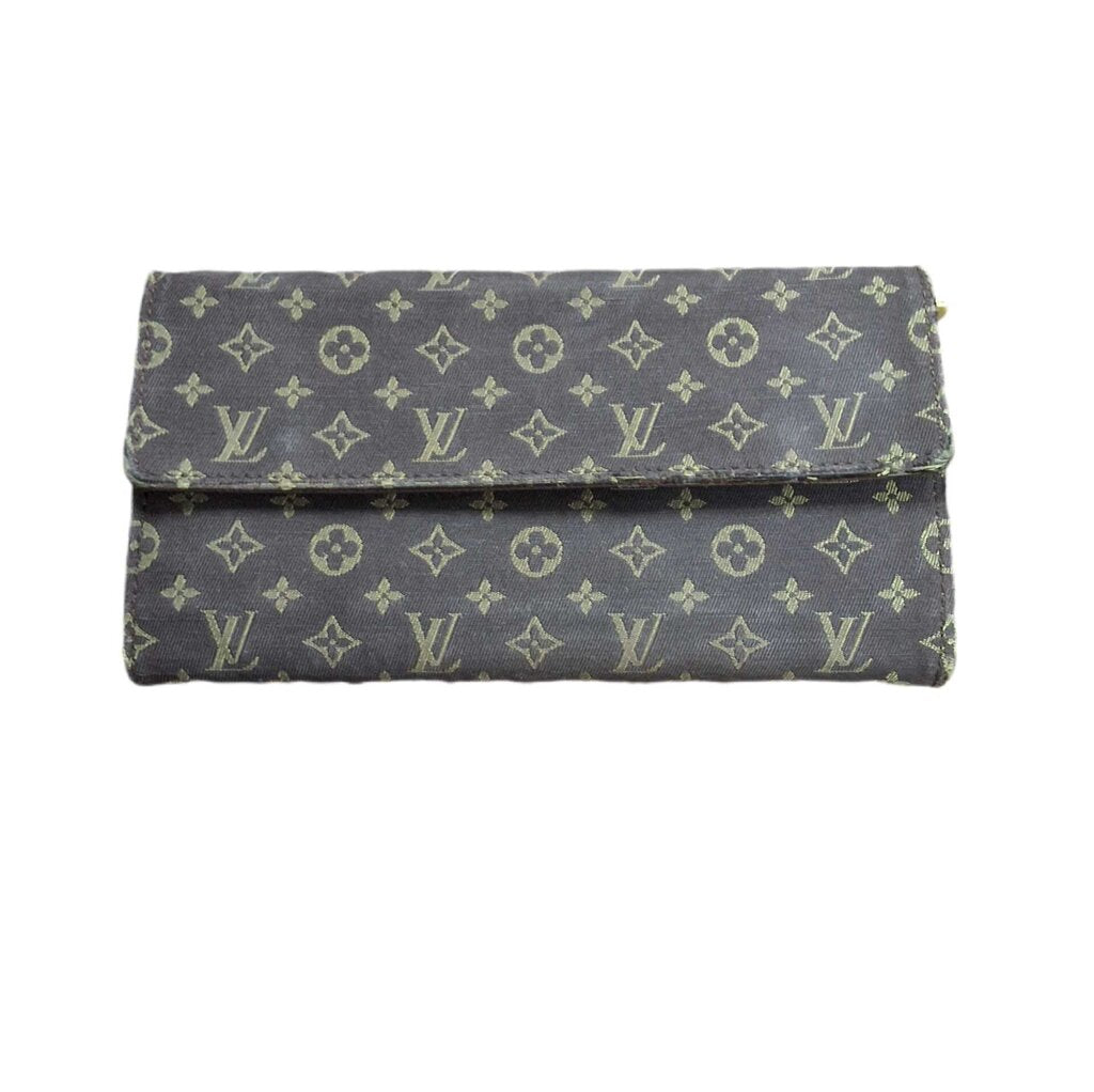 Louis Vuitton wallet vintage